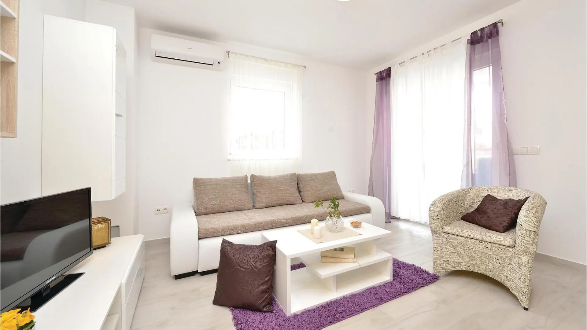 Amazing Apartment In Vrsi-Mulo With Kitchen Croatia